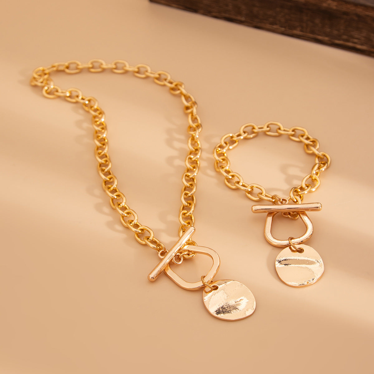 Collier Élégance Paris – Doré